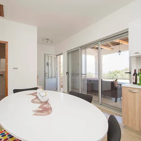 House Martina Vela Luka