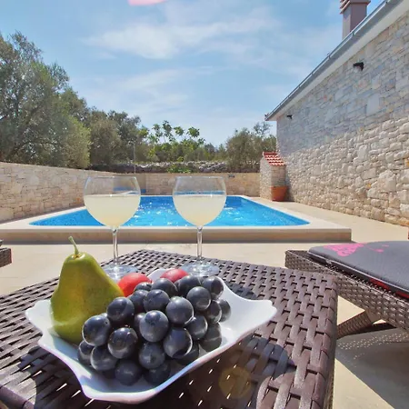 House Martina Guest house