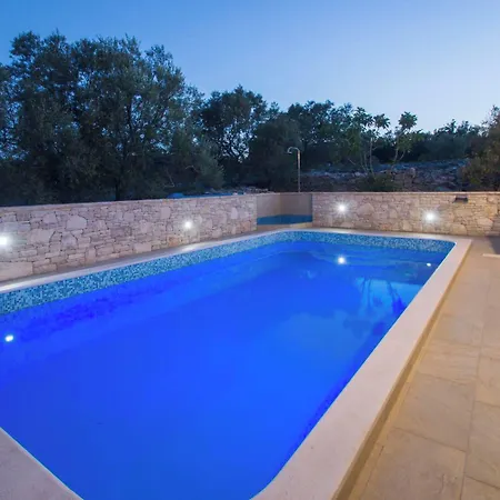 Gasthof House Martina *