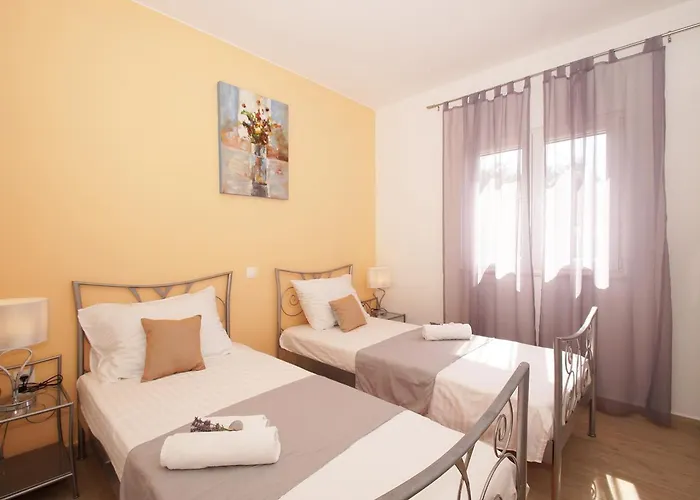 Guest house House Martina *